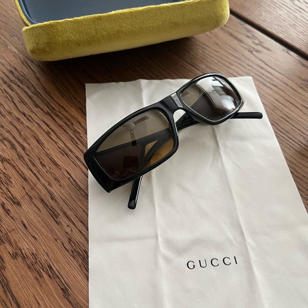 VINTAGE GUCCI SUNGLASSES